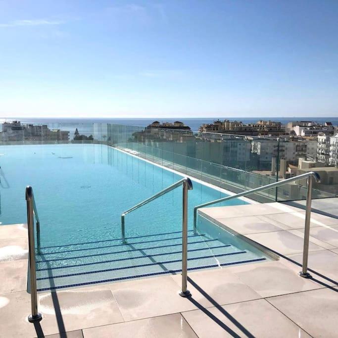 Infinity Estepona Centro Exterior photo