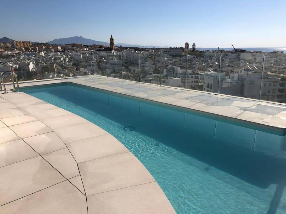 Infinity Estepona Centro Exterior photo