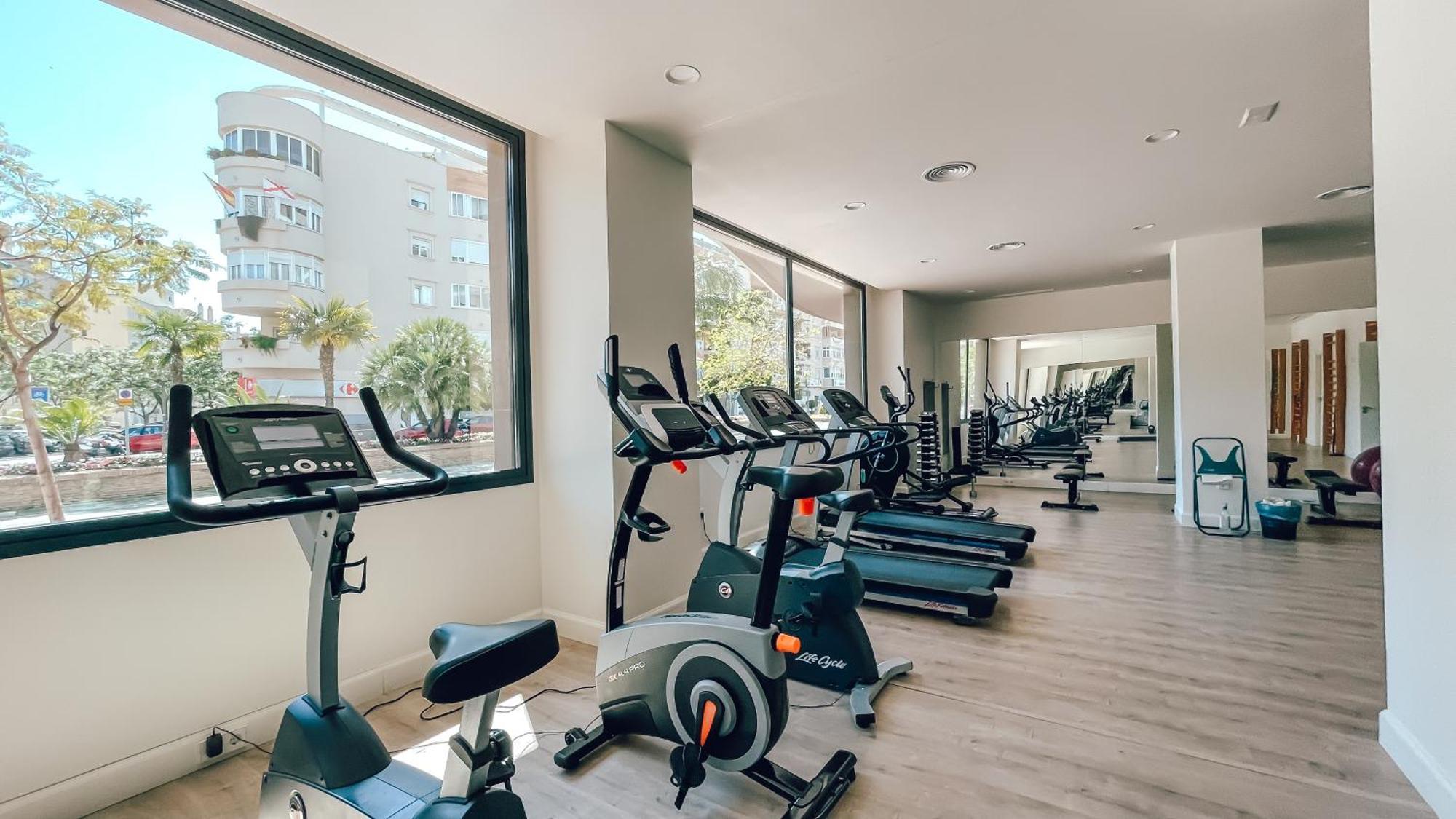 Infinity Estepona Centro Exterior photo